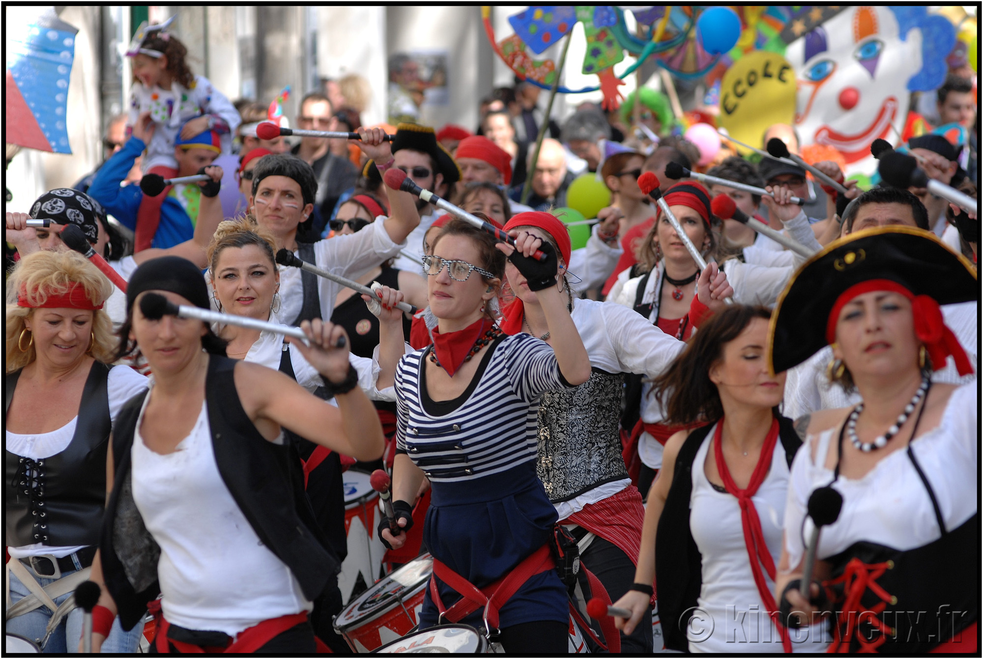 kinenveux_73_carnaval2015lr.jpg - Carnaval des Enfants 2015 - La Rochelle