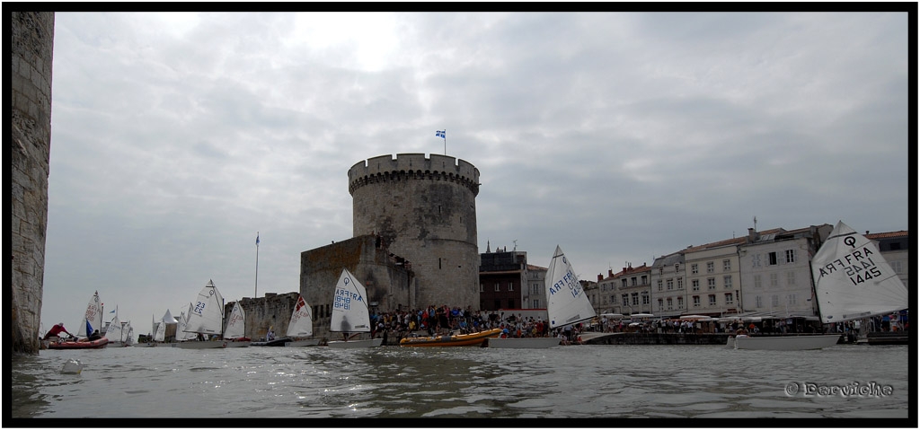 CoupeIntOpti__05.jpg - Coupe Internationale d'été Optimist * La Rochelle 2010