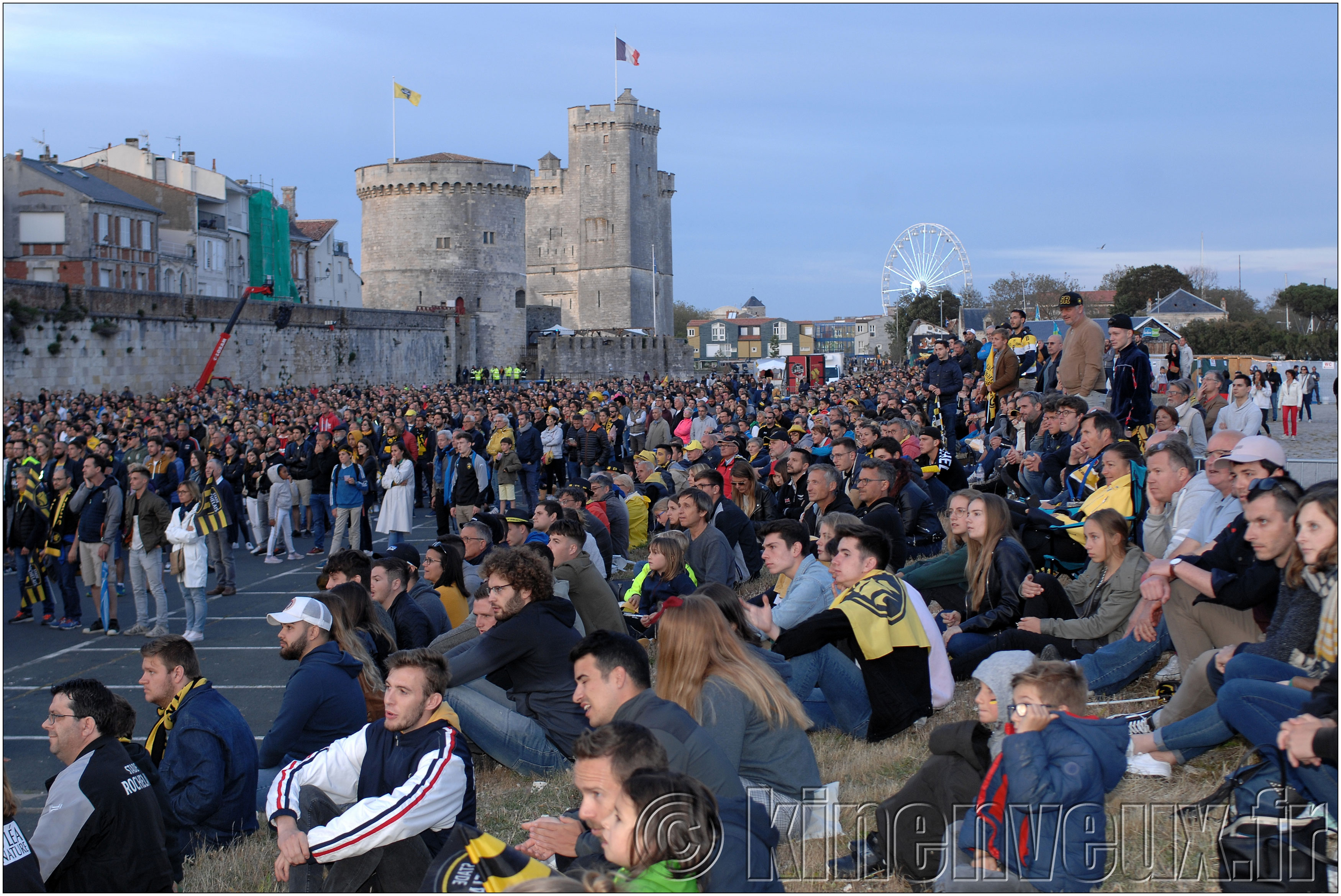 kinenveux_41_FanZone_Top14.jpg - 1/2 Finale Top14 - Stade Toulousain/Stade Rochelais | Fan Zone St Jean d'Acre La Rochelle