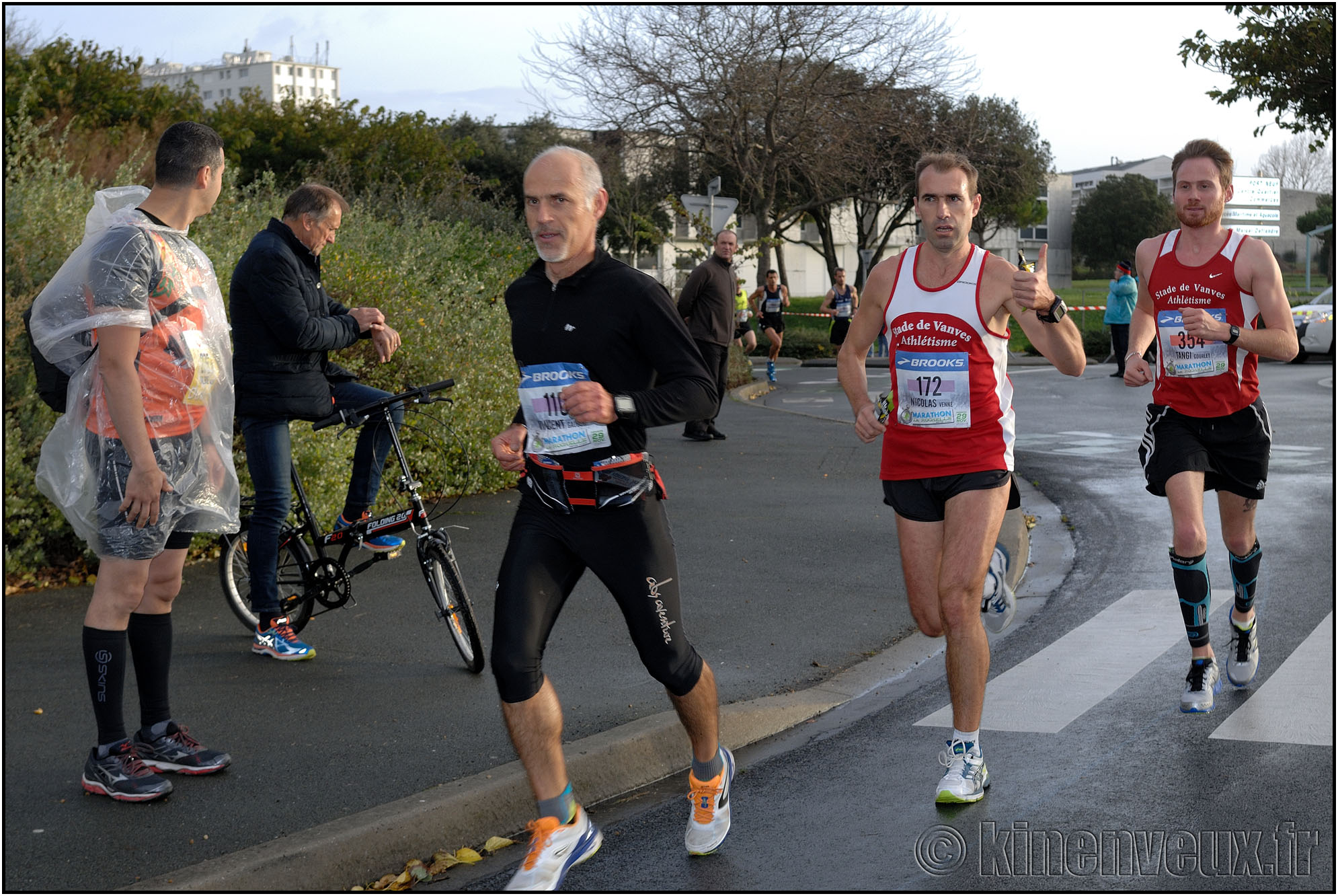 kinenveux_12_marathonlr2015.jpg - 25 ans du marathon de La Rochelle / Serge Vigot - Novembre 2015