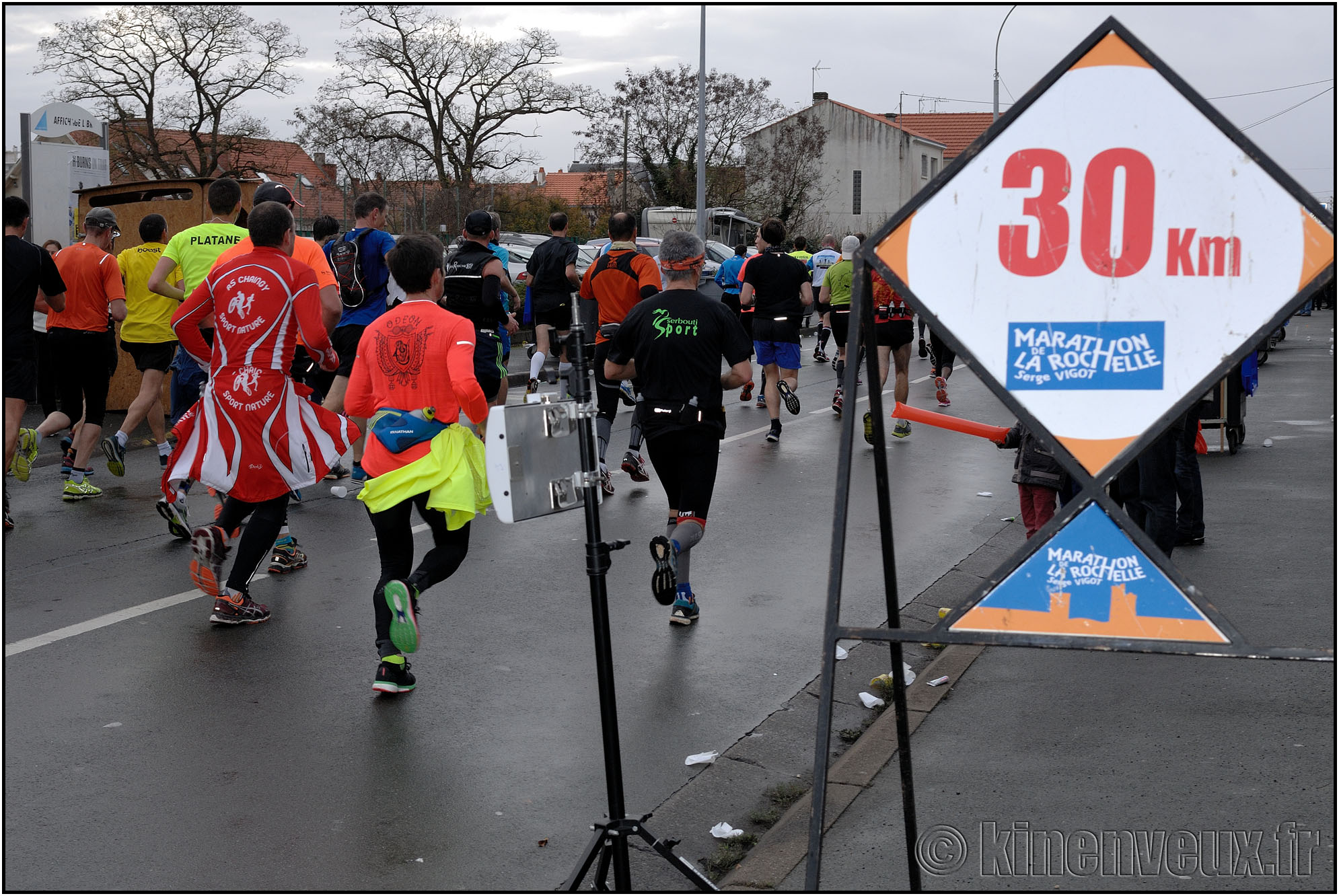 kinenveux_33_marathonlr2015.jpg - 25 ans du marathon de La Rochelle / Serge Vigot - Novembre 2015