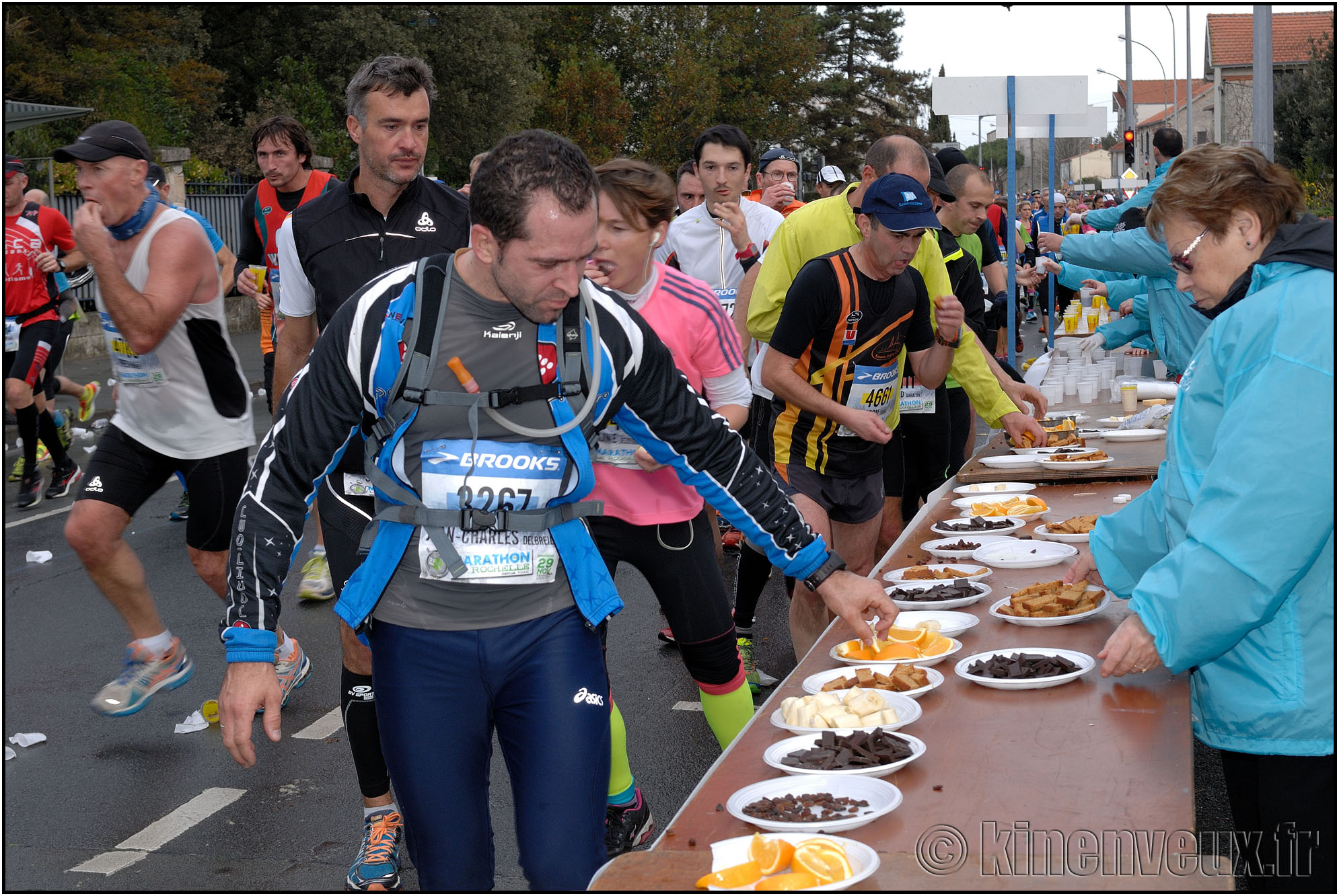 kinenveux_35_marathonlr2015.jpg - 25 ans du marathon de La Rochelle / Serge Vigot - Novembre 2015