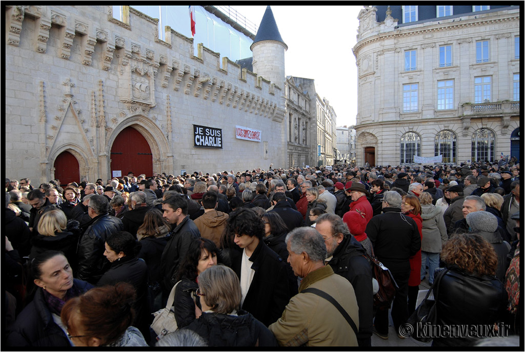 kinenveux_03_LaFranceDebout.jpg - Marche Républicaine Nationale – La Rochelle 11 Janvier 2015
