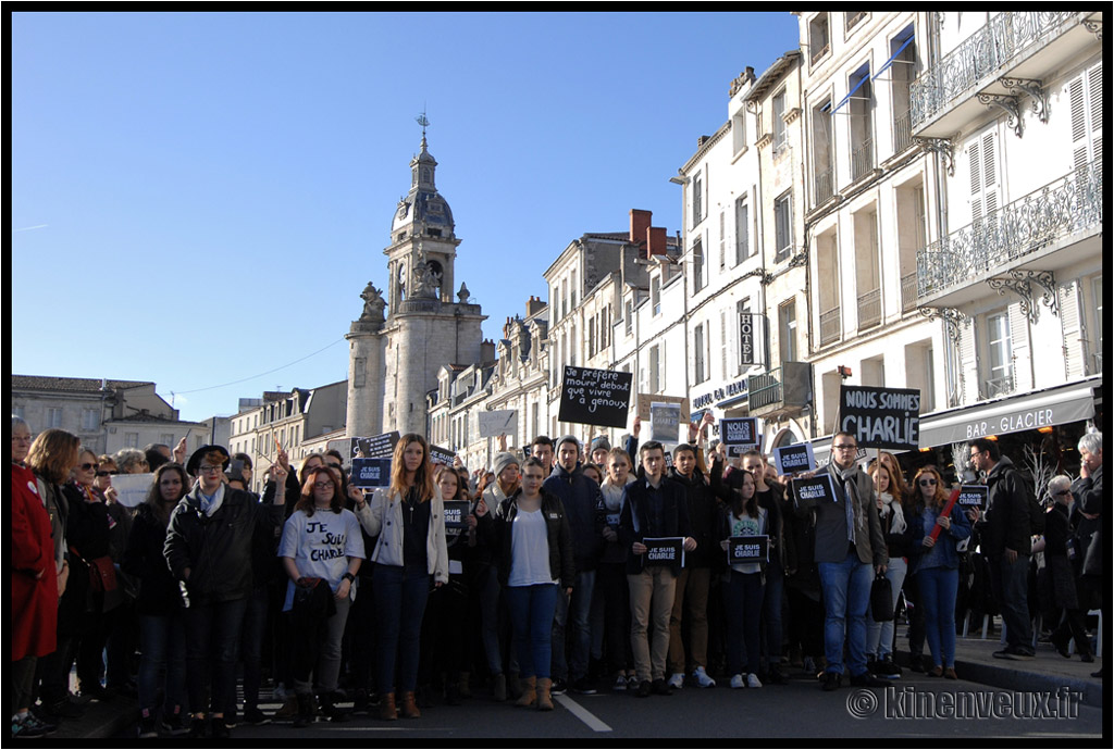 kinenveux_09_LaFranceDebout.jpg - Marche Républicaine Nationale – La Rochelle 11 Janvier 2015
