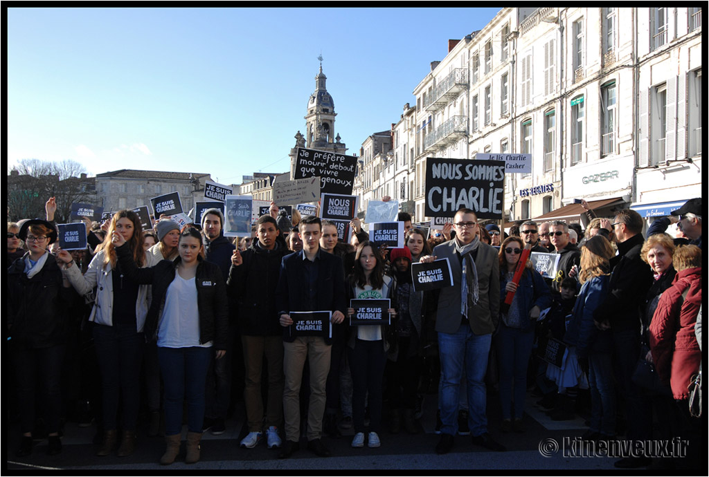 kinenveux_10_LaFranceDebout.jpg - Marche Républicaine Nationale – La Rochelle 11 Janvier 2015