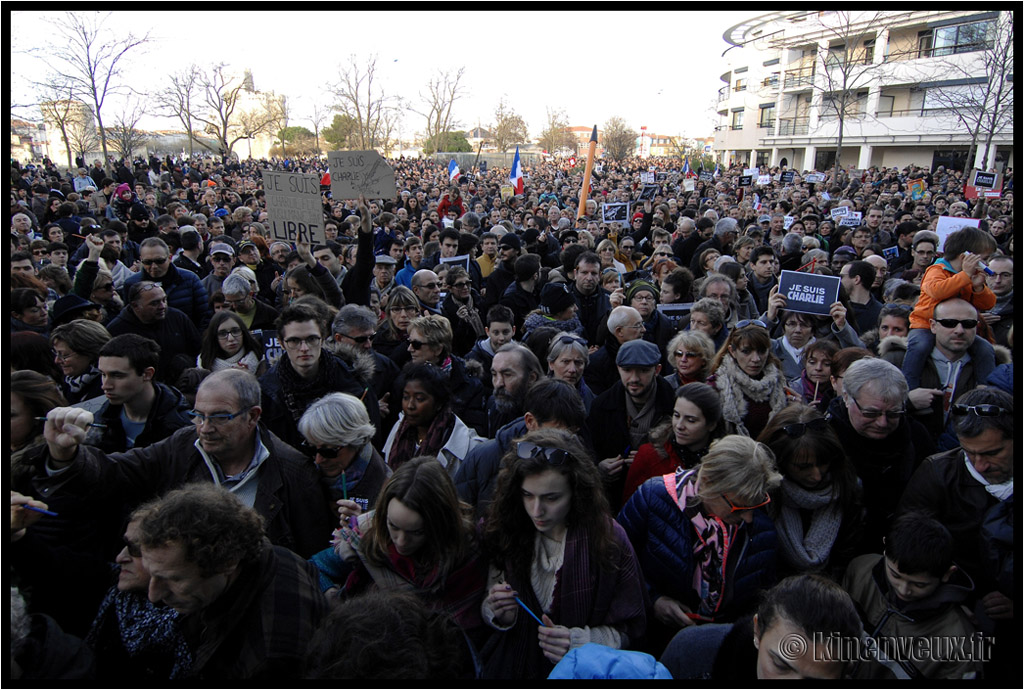 kinenveux_31_LaFranceDebout.jpg - Marche Républicaine Nationale – La Rochelle 11 Janvier 2015