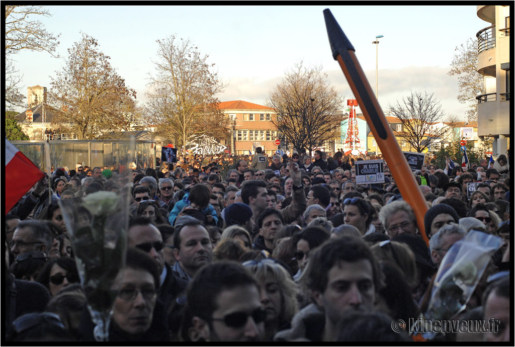 kinenveux_32_LaFranceDebout.jpg - Marche Républicaine Nationale – La Rochelle 11 Janvier 2015