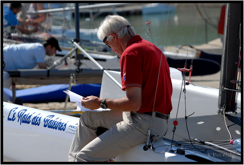 kinenveux_16_Baleines2011.jpg - Raid des Baleines 2011 * Préparatifs cale St Jean d'Acre / La Rochelle