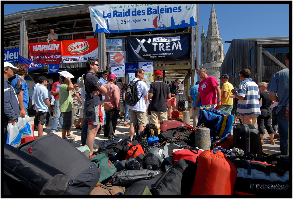 kinenveux_49_Baleines2011.jpg - Raid des Baleines 2011 * Préparatifs cale St Jean d'Acre / La Rochelle